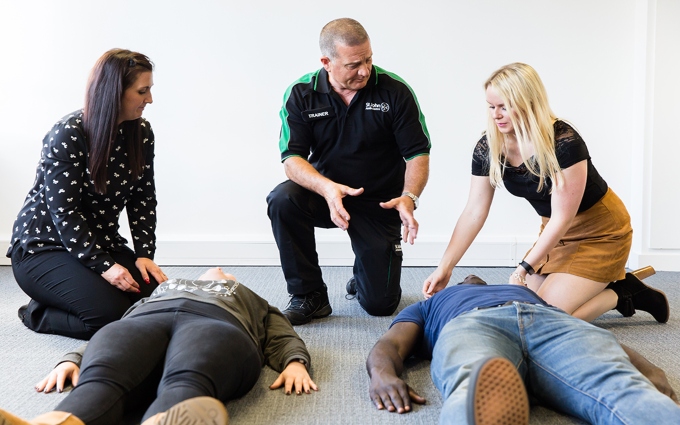 Workplace first aid training courses