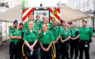 Branding_Promoting_Volunteers_Outdoor_large_pod